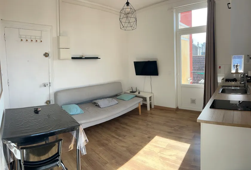 Le Jaurès: 25 m² one-bedroom apartment - quiet - cozy - Image 1