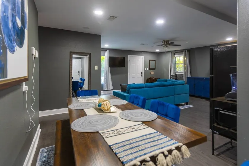 The Blue House Remodeled Home near Dwntwn Dallas - Image 1