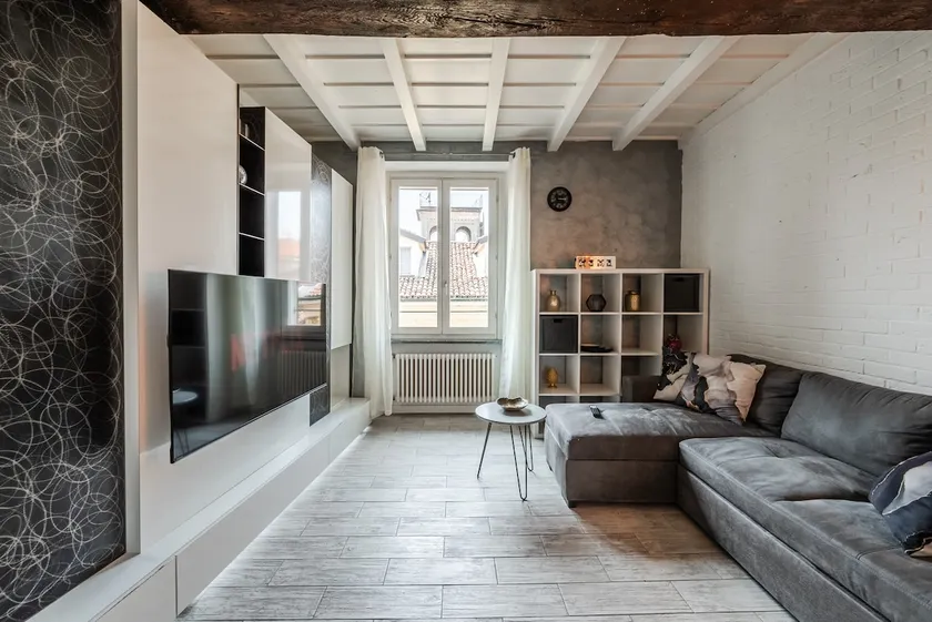 [Strada Nuova] – Elegance and terrace overlooking the cathedral - Image 1