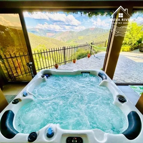 Retreat with Jacuzzi and swimming pool in Arouca - Image 1