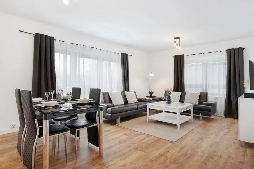 Stylish and modern apartment - Image 1