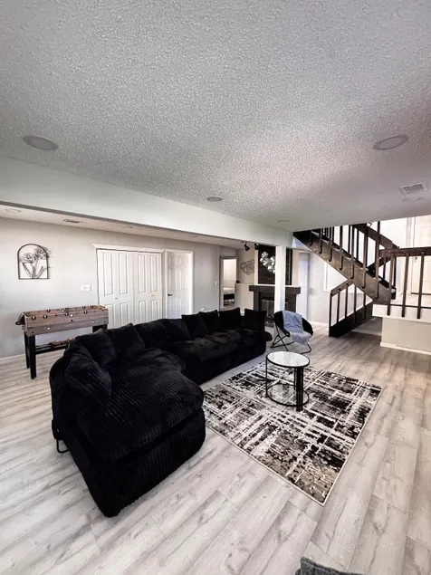 Modern & Spacious 4-Bedroom Home! | Central Parker - Image 1
