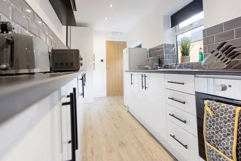 Cosy Cruise Cribs - SEAFORD FREE PARKING - Image 1