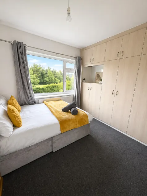 Spacious 3BR House for Long-term Stays - Image 1