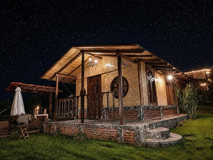 Cabin for couples • Fire pit • Pet friendly - Image 1
