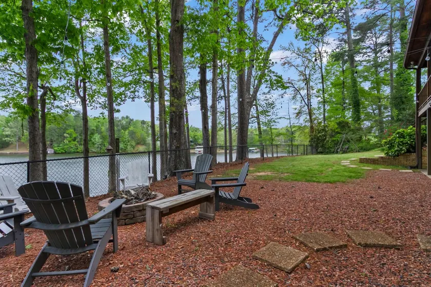 Grandview Lakeside Retreat -Close to UA-5BR-Game R - Image 1