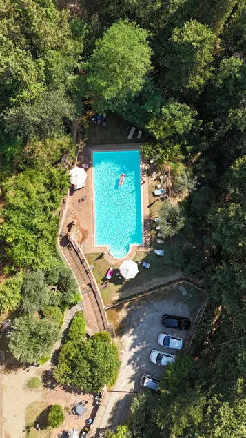 Romantic Chianti Escape with Jacuzzi & Pool - Image 1