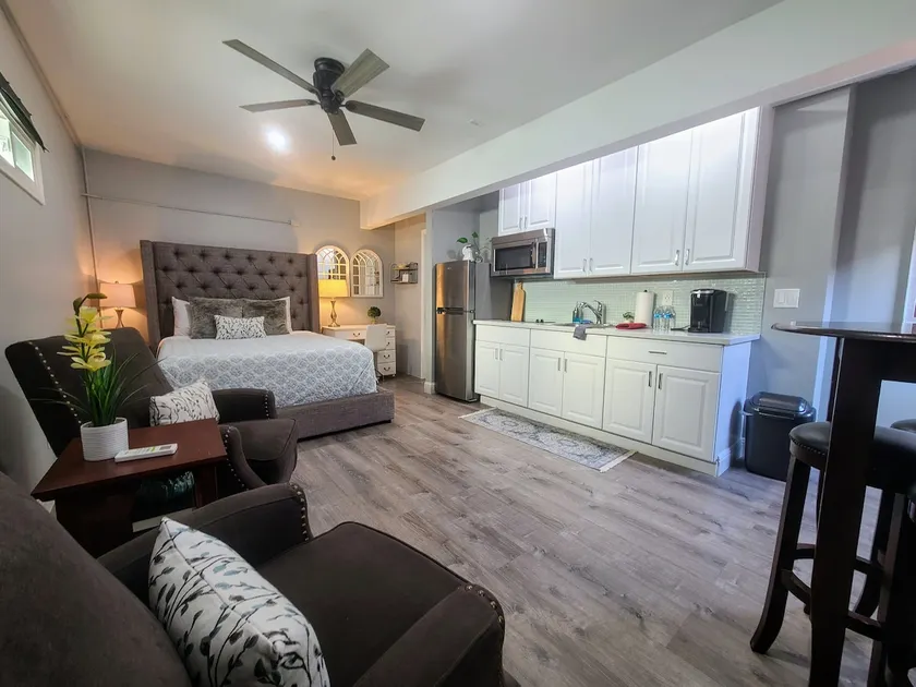 Cozy & Fully Equipped Studio, Short / Long Stays - Image 1