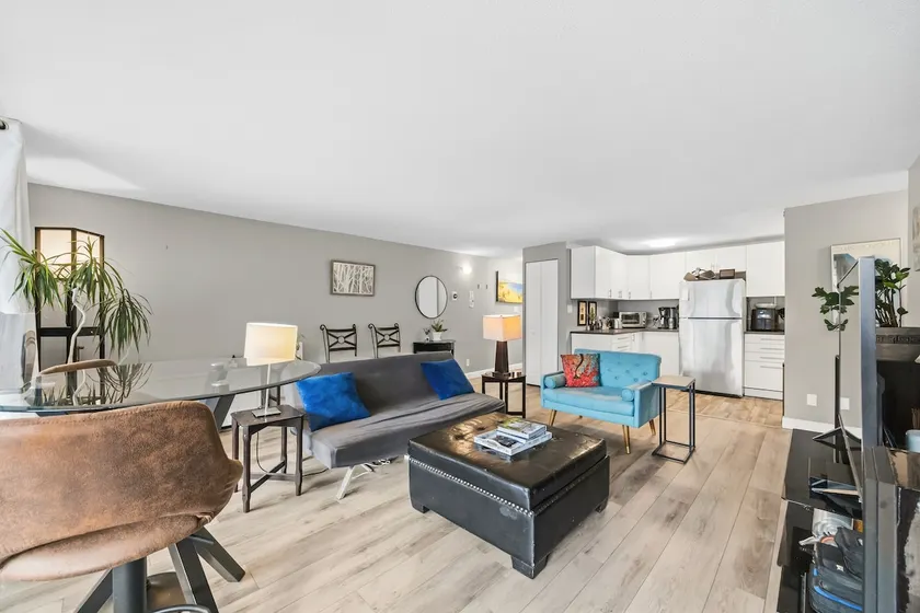 Wonderful 1BR condo w/huge balcony - Image 1