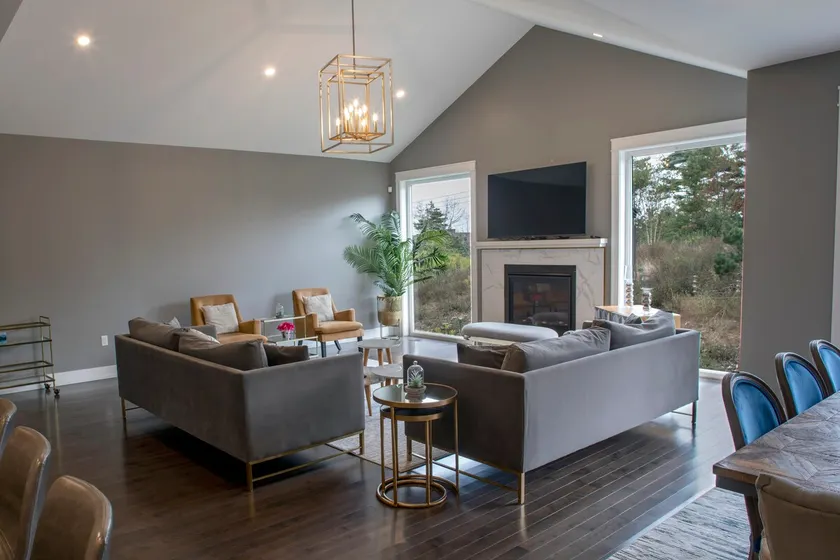 Spacious Family-Friendly House - Image 1
