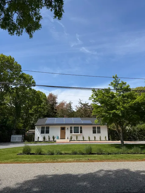 Hamptons Beach Home 6 min drive to the beach - Image 1