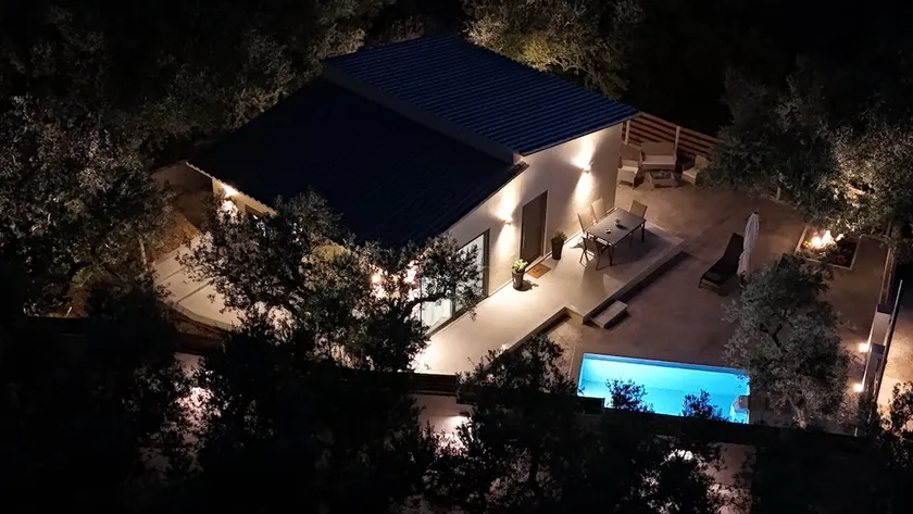 La casa di Bei-peaceful and secluded retreat with private pool- By Villa Mana Gers - Image 1