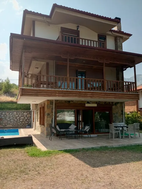 Grand Star Villas - 1 - Image 1