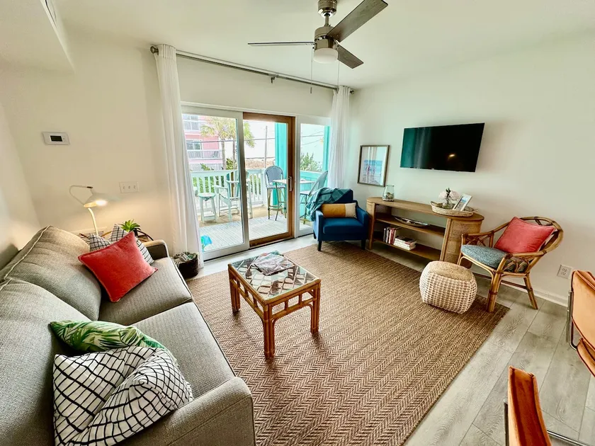 Oceanview Condo Pool Walk to CB Pier Villa - Image 1