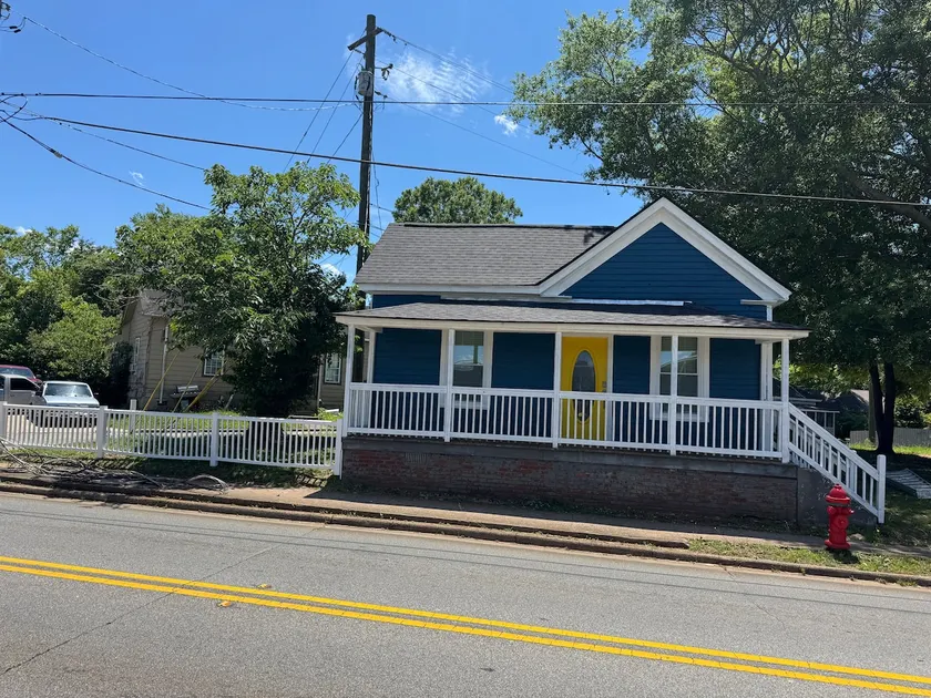 La Casita Azul - Image 1