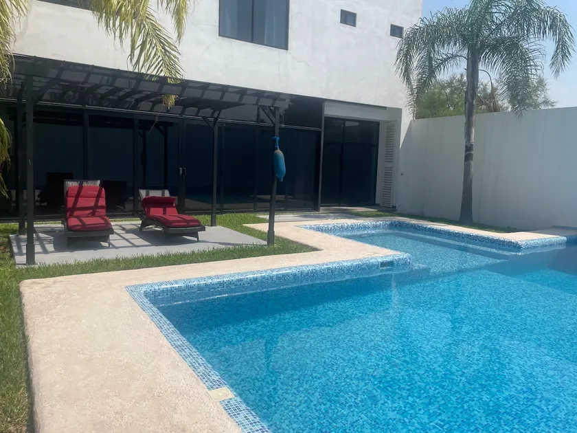Residence in Zuazua portal - Image 1