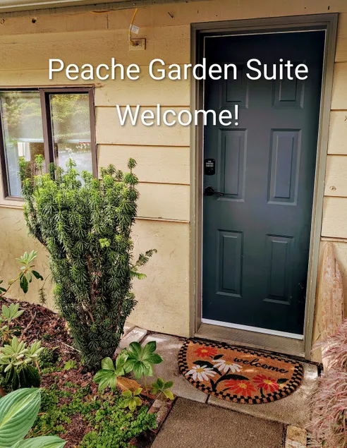 Peache Garden Suite - Image 1