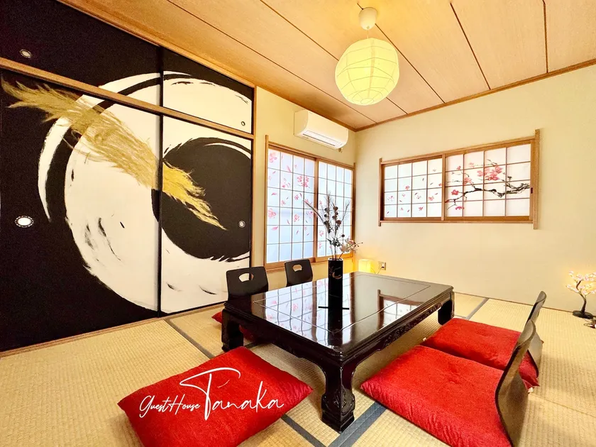 [Spacious 131 m² / Free parking available] USJ is a 10-minute drive! 2 bathrooms, 3 toilets / 5 minutes on foot from the station! - Image 1