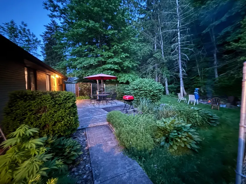 Glamping Creekside, Fire Pit, Pool Tbl, RV Parking - Image 1