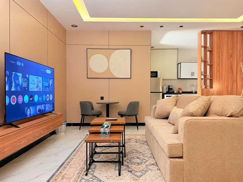 Luxurious studio near Kingdom Tower - Image 1