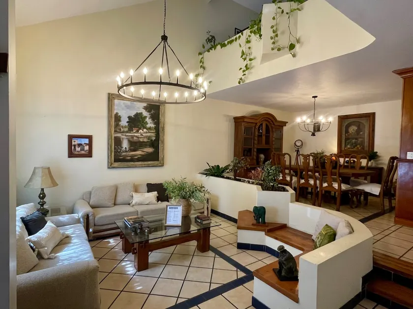 Large and charming house in the north area - Image 1