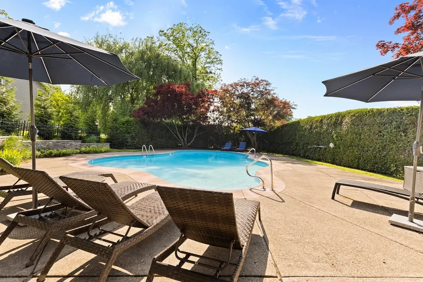 Luxury Home with pool-Historic Strawberry Castle - Image 1