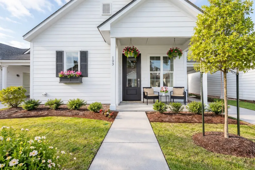 3br/2ba: Gated Community - Image 1