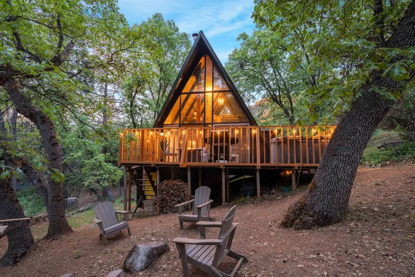 Sequoia Nirvana - Modern A-Frame w Hot Tub, Views - Image 1