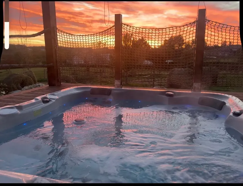 A bubble for 2 - entire place - Air conditioning & spa - Image 1