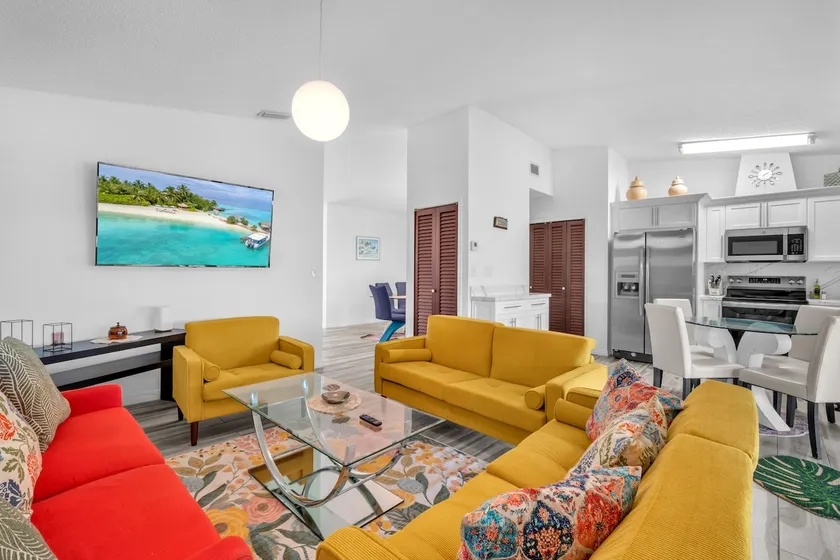Lime Haus - Your Family Stay in Miami Awaits! - Image 1