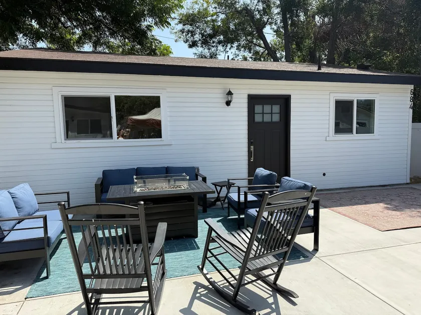 The Rose Bowl Bungalow - Image 1