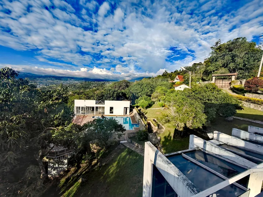 Refugio del Valle – Fusa | Private Country Chalet - Image 1