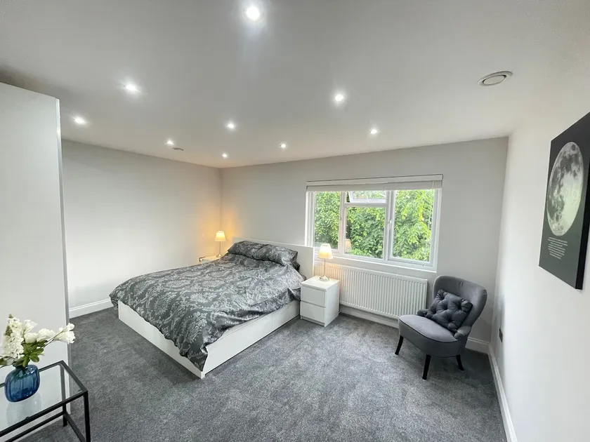 40%off|LongStays|Parking|Contractors|Wi-Fi|Sleeps4 - Image 1