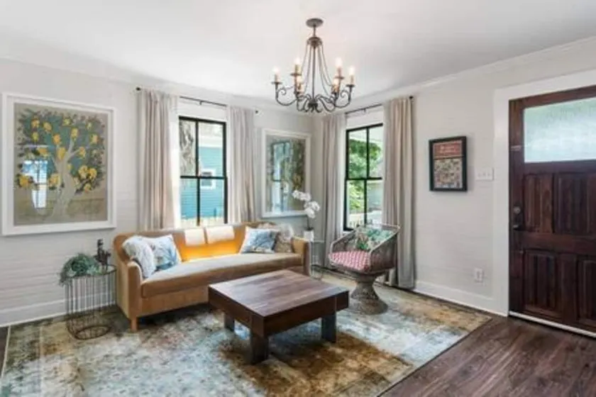 Downtown Mobile: Pet Friendly + 5m Walk - Image 1
