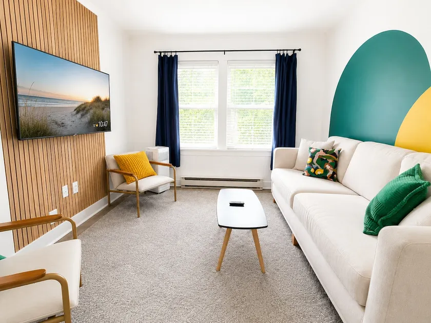 Vibrant Upstairs 2BR Unit | Porch & Walk to River - Image 1