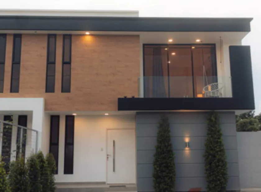 New house in Tena - Image 1
