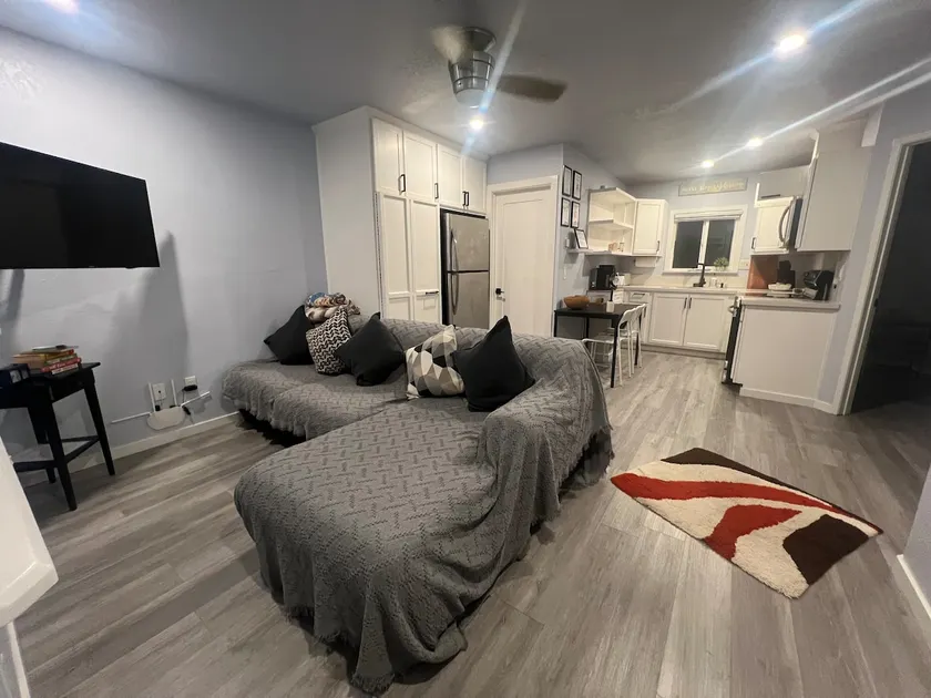 Simple, Central, & Private 2BR in Chula Vista - Image 1