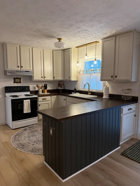The Nook in Kilmarnock, Va - Image 1