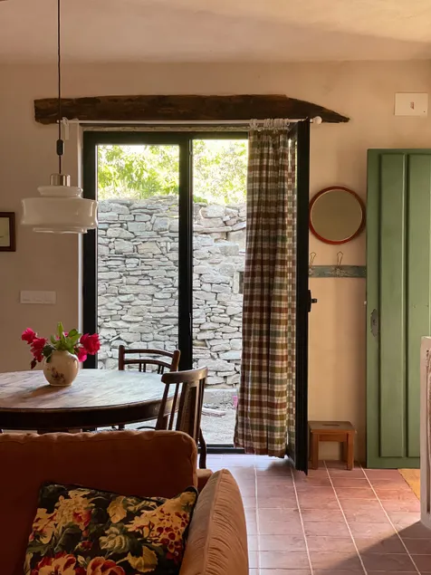 Casa Karuna. - Image 1