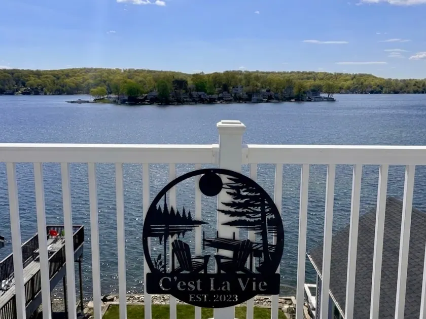 Lakeside retreat World Cup 2026 - 40 min away - Image 1