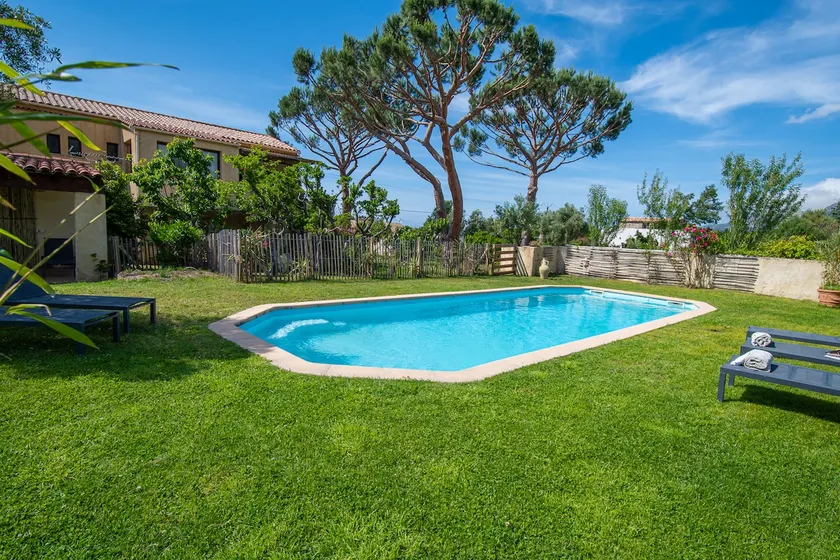 Elda ground floor apartment and heated pool - Image 1