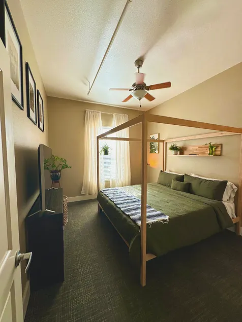 Private & Beautiful City Oasis - Walkable - Image 1