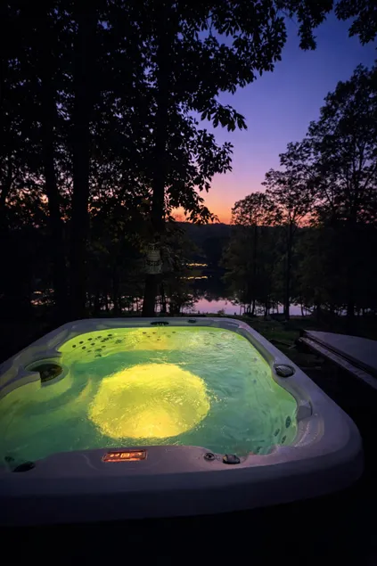 Lake house, Sauna, Hot Tub, Pool - Image 1