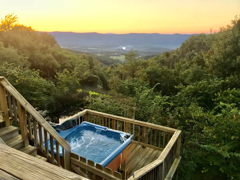 Spectacular Views Bear Pad Cabin*Hot Tub*KING Beds - Image 1