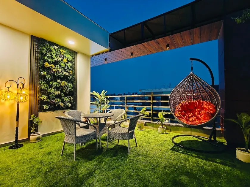 Predators's Terrace |Sky View| - Image 1
