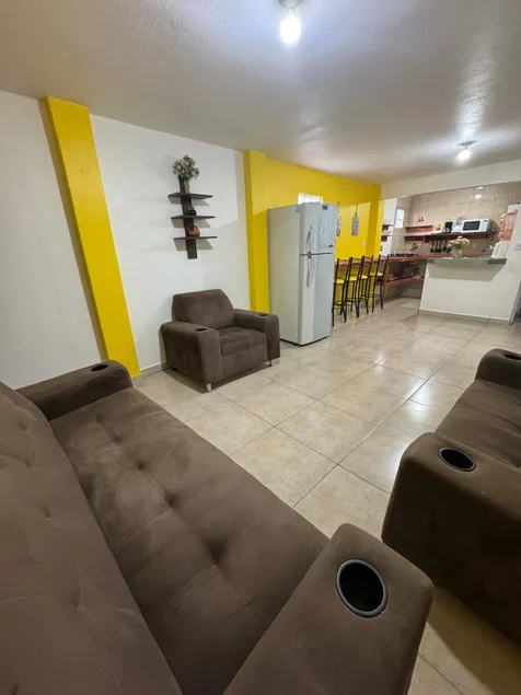 Amarillo Bonito Apartment in Neza - Image 1