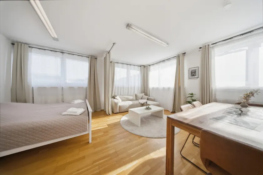 7 Guests | 15 min to Cologne Trade Fair | Parking - Image 1