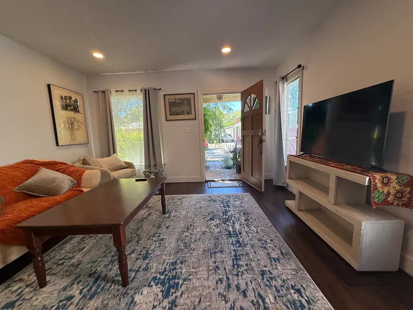 Culver City Arts District | Spanish Bungalow gem - Image 1