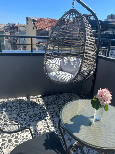 Magnificent Terrace - Image 1