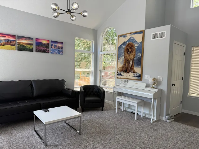 4BR Family Home/Yard/Grill/Pool/Downtown Denver - Image 1